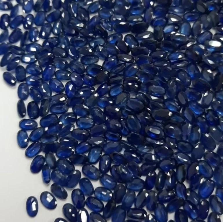 Natural Sapphire Gemstone Oval 3X4 3X5 4X6mm for Jewelry Making