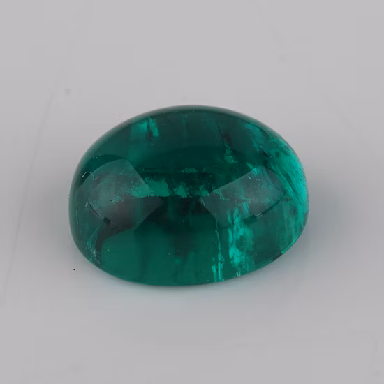 Cabochon Shape with Inclusion Columbia Emerald Hydrothermal Emerald