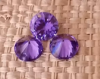 Round Brilliant Machine Cut Cubic Zirconia Purple CZ Diamond Stone for Jewelry Making